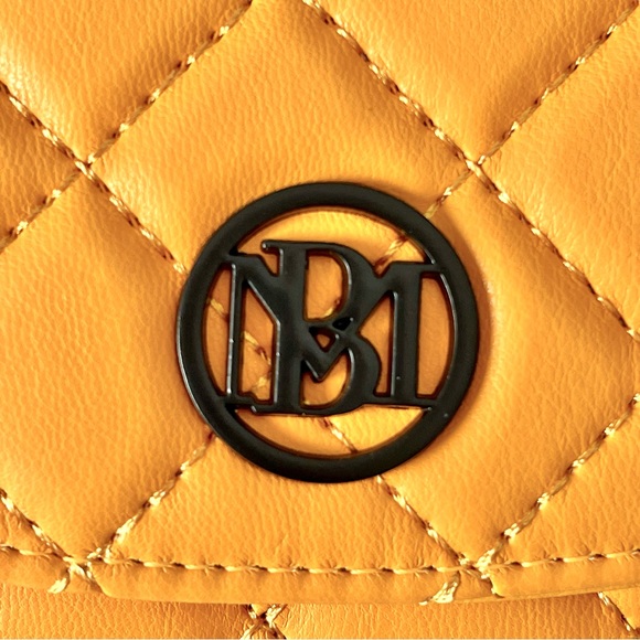 Badgley Mischka Yellow Long Snap Closure Quilted Wallet Card Holder NWT - Picture 2 of 11